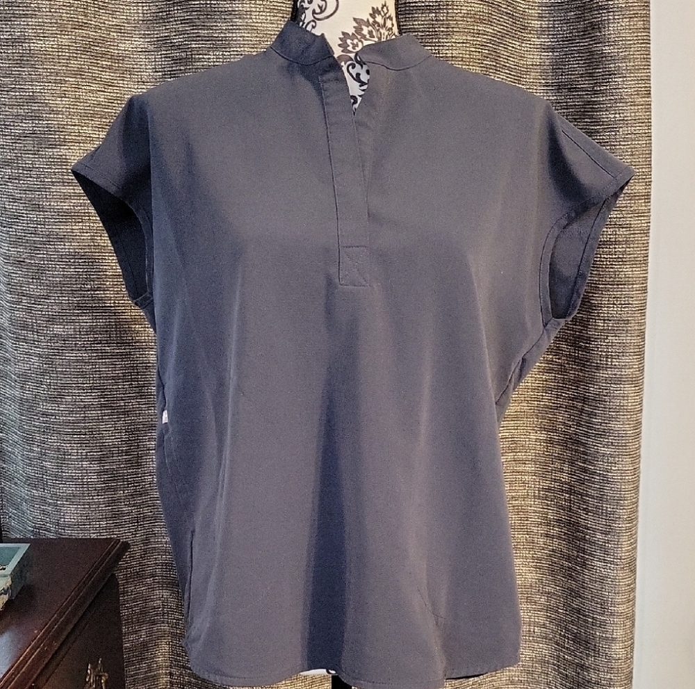 FIGS Night Sky Women's Scrub Set Small